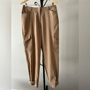 MAX Studio Women’s Pants with Flap Pockets, Size 10.